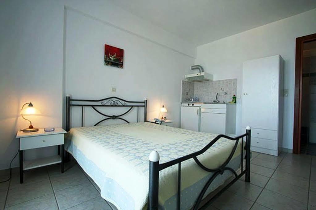 Venti Seaside Adult Hotel Monemvasía Exteriör bild